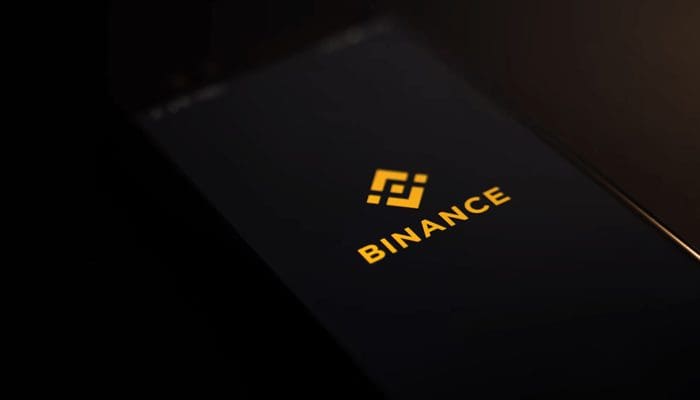 Le BNB se redresse après des achats massifs de grandes entreprises