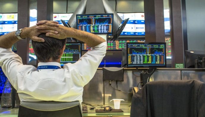 Pourquoi le marché crypto chute : une nouvelle super-IA sème l’inquiétude