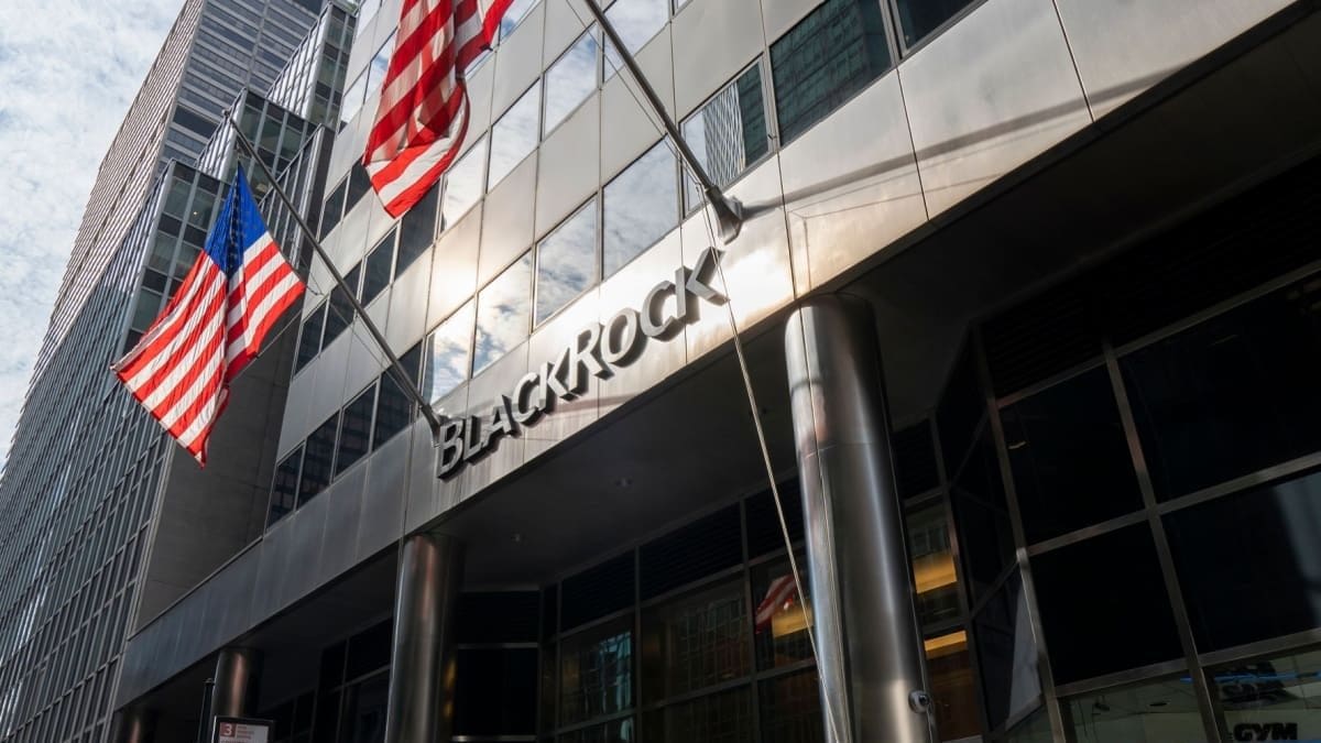 Nouvelle mesure : Bitcoin se renforce, BlackRock en profite