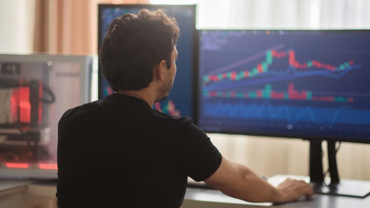 Un trader transforme 3 000 € en 6,7 millions avec une memecoin. Un trader transforme 3 000 € en 6,7 millions avec une memecoin.
