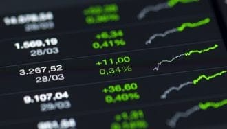 85 % des investisseurs américains en crypto se lancent dans les memecoins