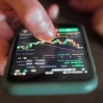 DogecoiLe Bitcoin signe un nouveau record hebdomadaire, le marché crypto reculen’s ‘broertje’ stijgt 150% deze week op Nederlandse cryptobeurs