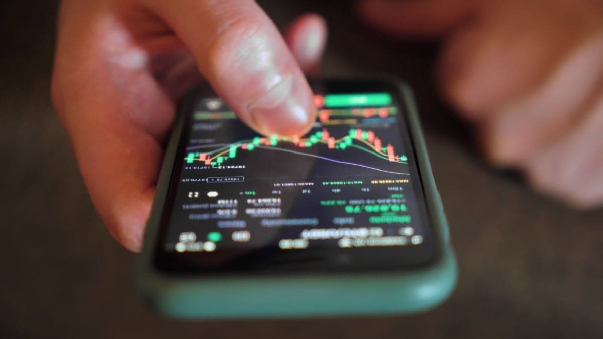 DogecoiLe Bitcoin signe un nouveau record hebdomadaire, le marché crypto reculen’s ‘broertje’ stijgt 150% deze week op Nederlandse cryptobeurs