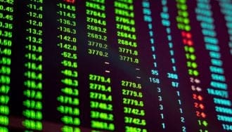 1 milliard € affluent vers les ETF crypto, les baleines chassent les petites cryptomonnaies