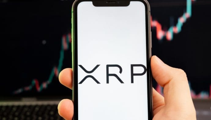 « XRP grimpera à 25 $ si le fonds est approuvé, puis chutera ensuite »