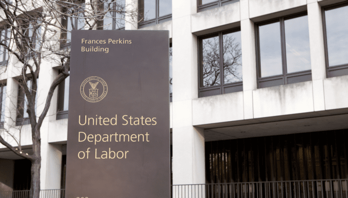 Le cours du bitcoin reste bloqué sur un niveau clé : demain s’annonce tendu