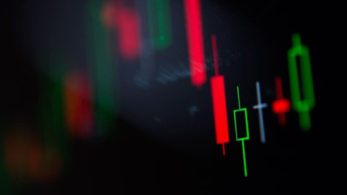 Le bitcoin se renforce, le marché retient son souffle avant un chiffre clé