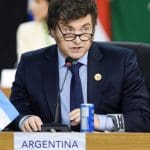 Choc crypto : 57 % des Argentins lâchent Milei