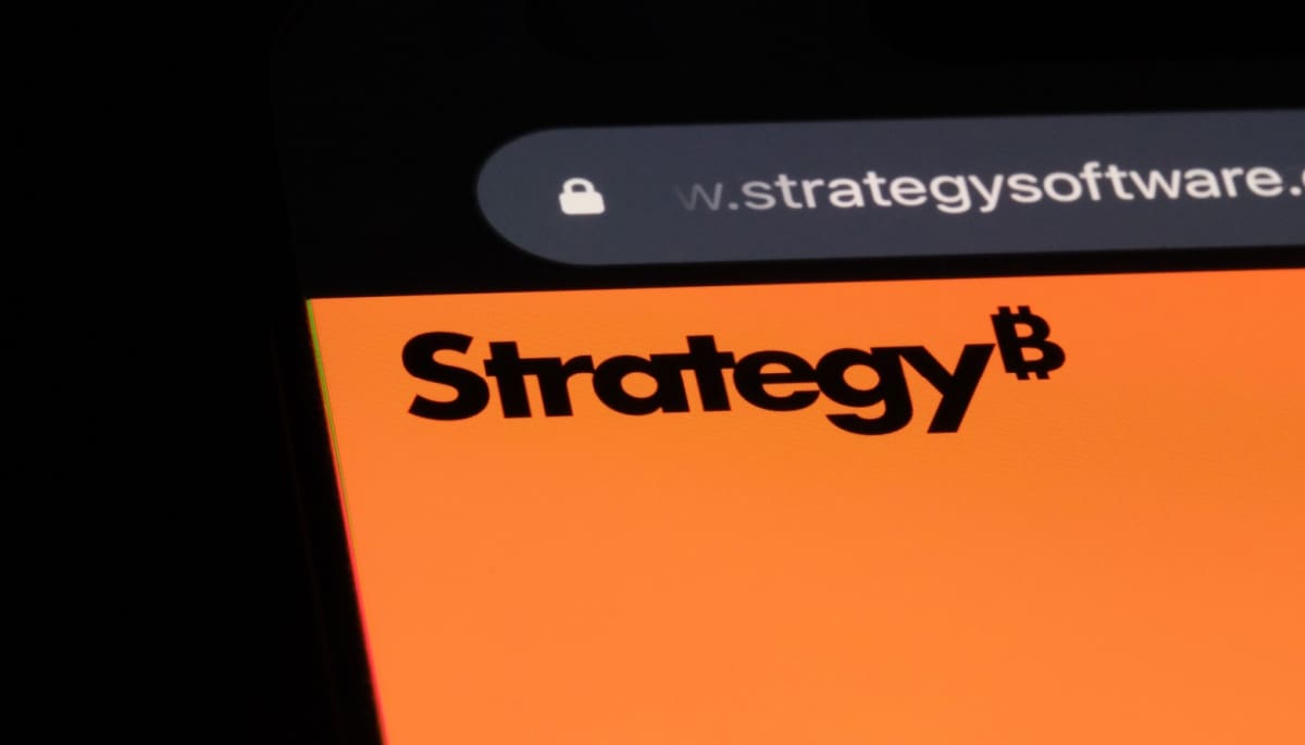 Strategy rachète massivement du bitcoin et profite du chaos