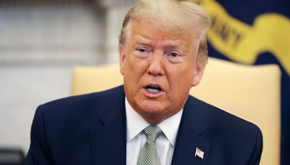 Le cours du TRUMP memecoin explose après l’éloge de Trump