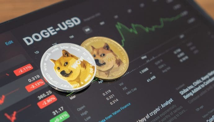 XRP et Dogecoin surpassent Bitcoin sur le plus grand marché mondial