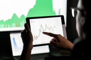 Une crypto méconnue en forte hausse : +150 %, vers les 2 $ ?