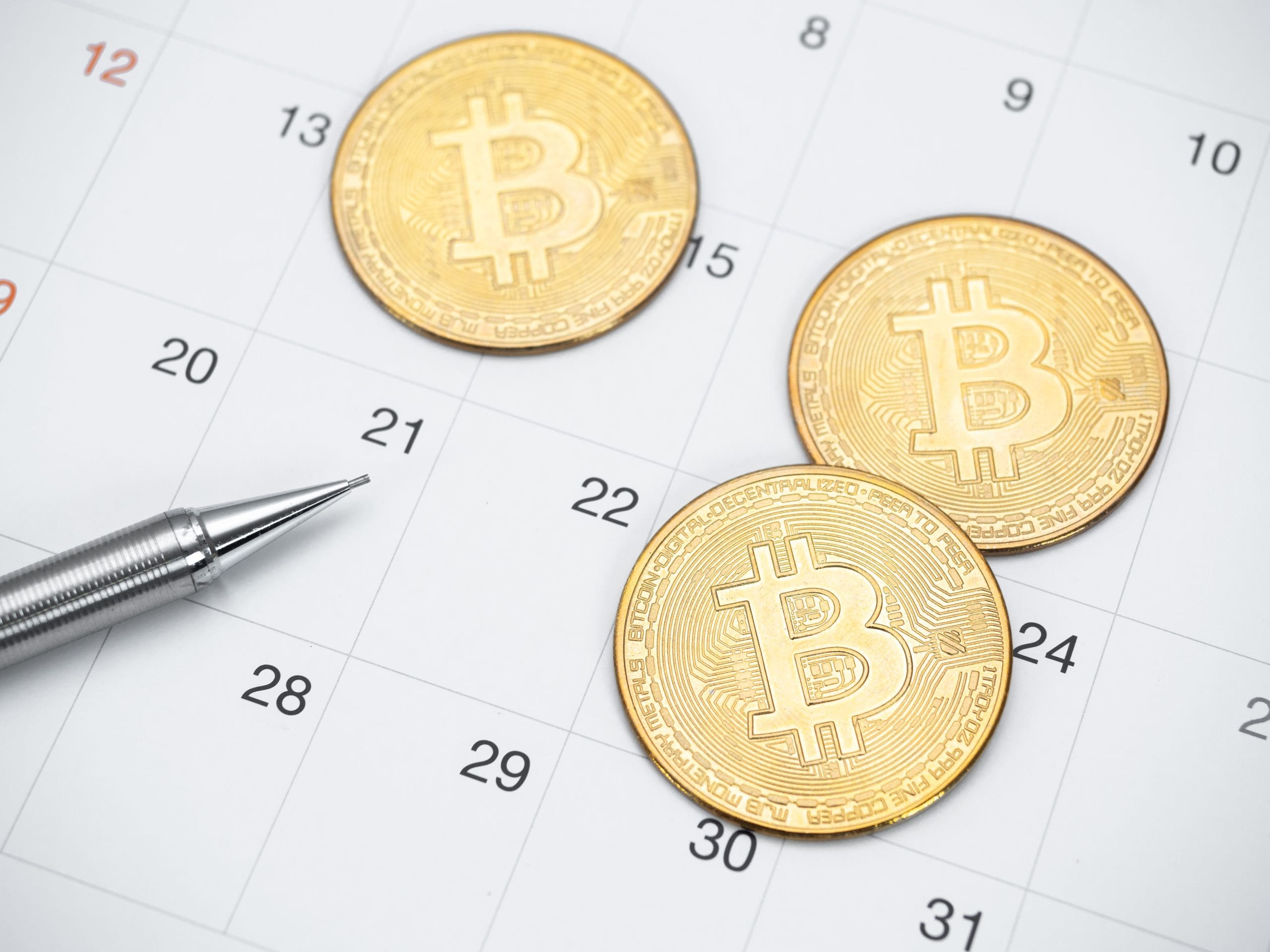 Le bitcoin franchit les 100 000 $: faut-il vendre maintenant ?