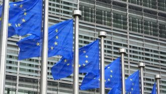 Crypto : les règles de l’UE freinent les stablecoins en euro selon un rapport