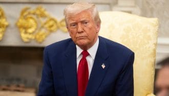Bitcoin chute tandis qu’un juge bloque la guerre commerciale de Trump