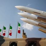 L’Iran bombarde Israël de missiles : le bitcoin ignore la panique