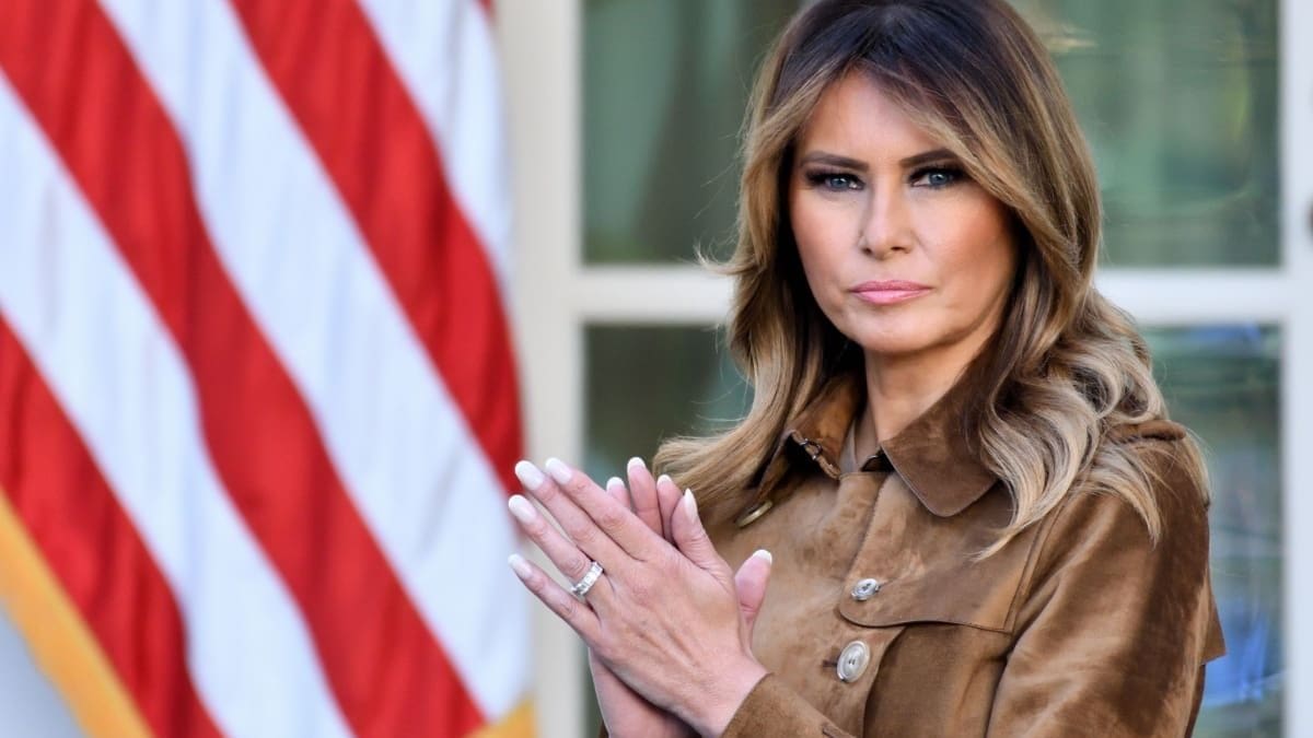 Melania Trump poursuit la promotion de sa propre memecoin