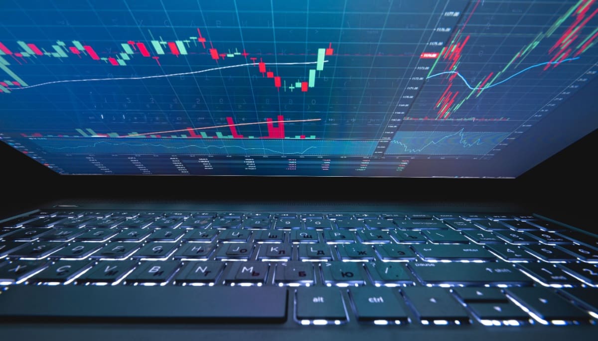 Bitcoin flirte avec son sommet historique : le rallye est-il imminent ?