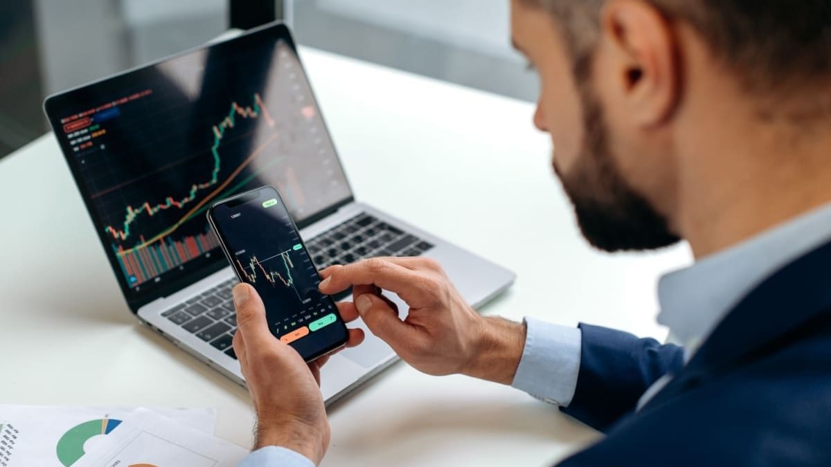 Un géant du bitcoin se réveille : 155M d’euros déplacés après 13 ans