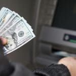 Le Bitcoin réagit à l’explosion monétaire : 45 % de dollars imprimés en plus