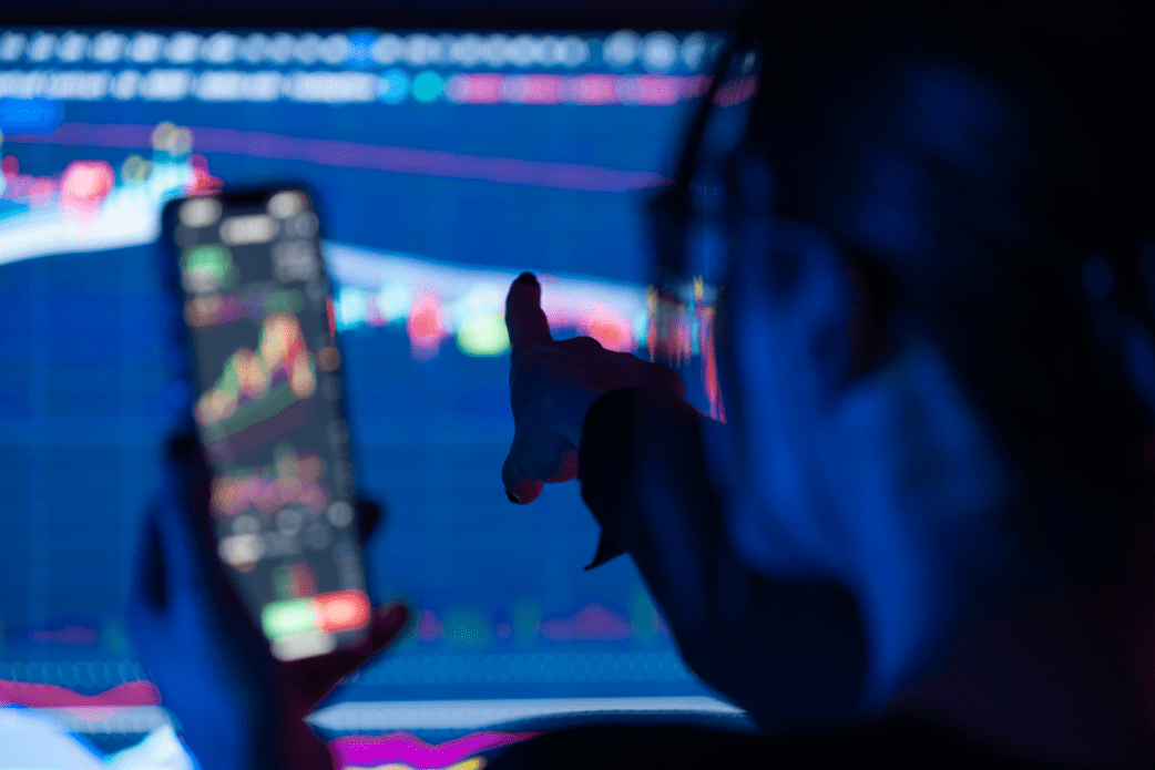 Le bot Dogecoin dépasse XRP : des Français gagnent jusqu'à 112 %