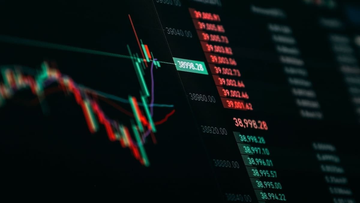 Le bitcoin remonte, mais les analystes tirent la sonnette d’alarme