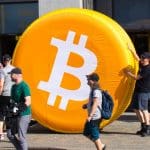 Bitcoin se maintient à un niveau crucial : 