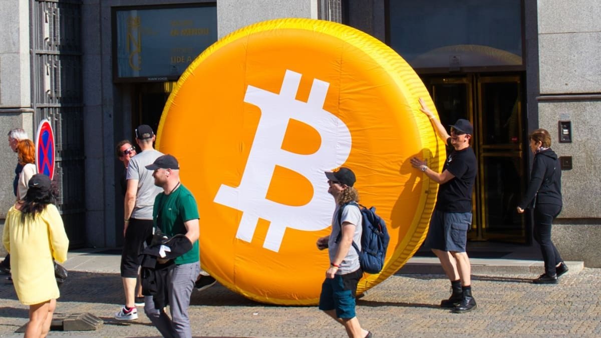 Bitcoin se maintient à un niveau crucial : 