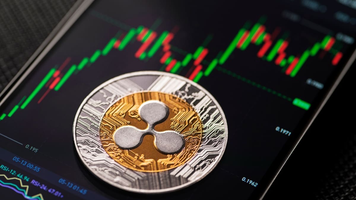 Comment XRP va-t-il réagir à une baisse des taux ? L’avis d’un expert