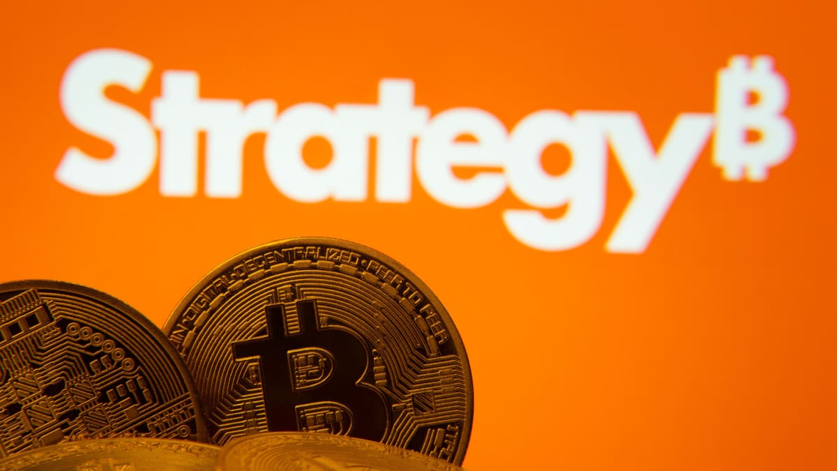 Les bourses interdisent aux entreprises de détenir de grandes réserves de Bitcoin Les bourses interdisent aux entreprises de détenir de grandes réserves de Bitcoin