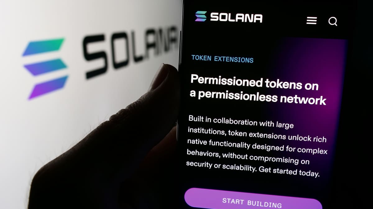 Alors que tout le monde paniquait, Solana a fait exactement ce qu’il fallait