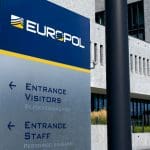 Europol démantèle un vaste réseau qui dérobait des cryptomonnaies