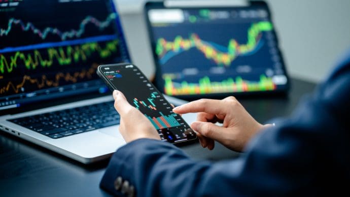 Ethereum bat le bitcoin et forme un golden cross : « cap sur les 5 000 $ »
