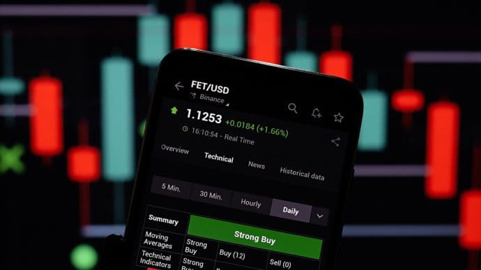 Une cryptomonnaie liée à l’IA explose de 42 % après l’annonce d’un procès
