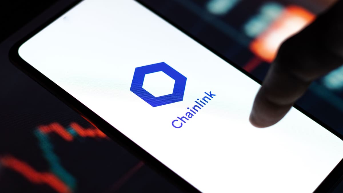 Chainlink a perdu la moitié de sa valeur, mais les grands investisseurs se ruent dessus
