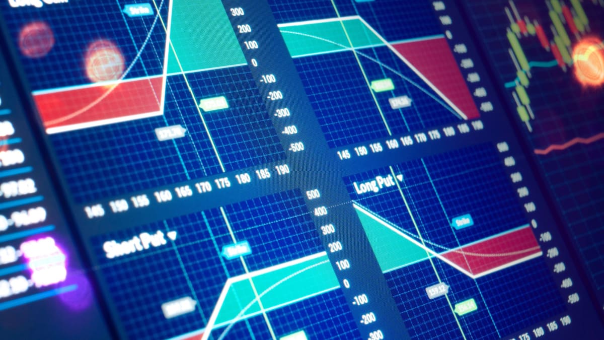 Les grands investisseurs en bitcoin se couvrent massivement contre une nouvelle baisse