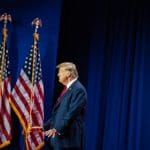 Le cours du bitcoin chute de 5 % : le marché réagit aux nouvelles taxes de Trump