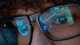 Le bitcoin en hausse atteint son plus haut niveau en 3 mois et Toncoin bondit de 34%