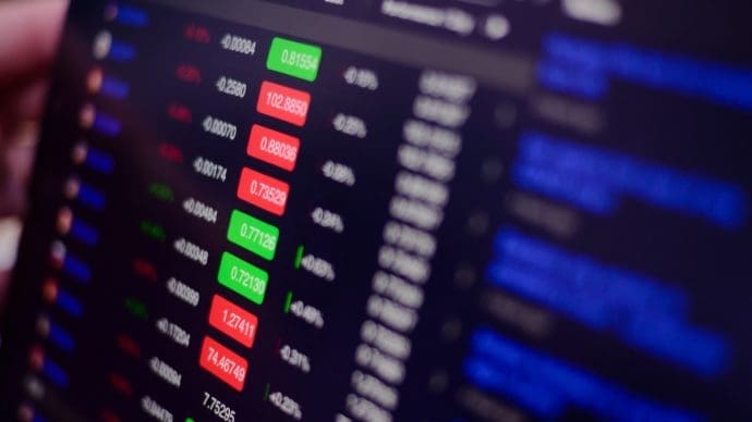 Les traders se couvrent contre une chute du bitcoin vers 40 000 dollars