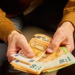 Épargner 100 000 € ? Mettez ce montant de côté chaque mois pendant 10 ans