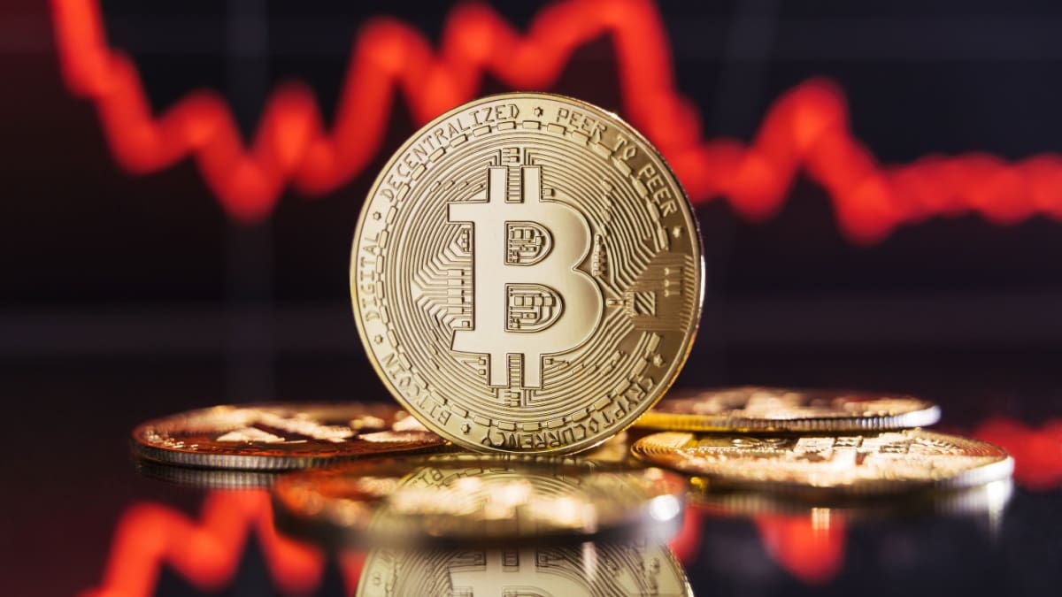 Le bitcoin recule, mais un dirigeant majeur de la crypto confirme sa confiance