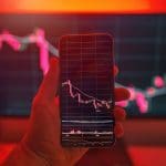 Un grand investisseur en bitcoin perd 61 millions de dollars – le sentiment se détériore davantage