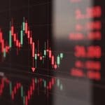 Crypto Radar : le cours du bitcoin recule et Bloomberg prévoit une correction plus profonde