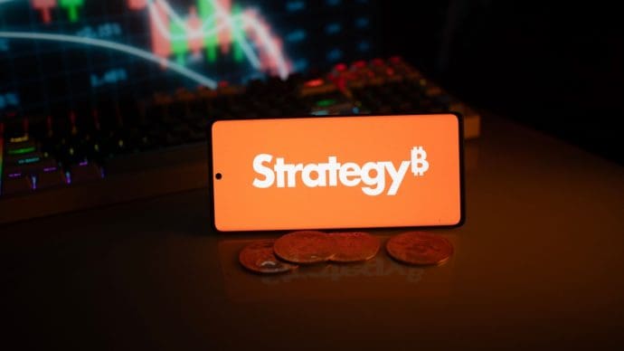 Strategy achète 592 bitcoins et atteint sa 100 ème acquisition