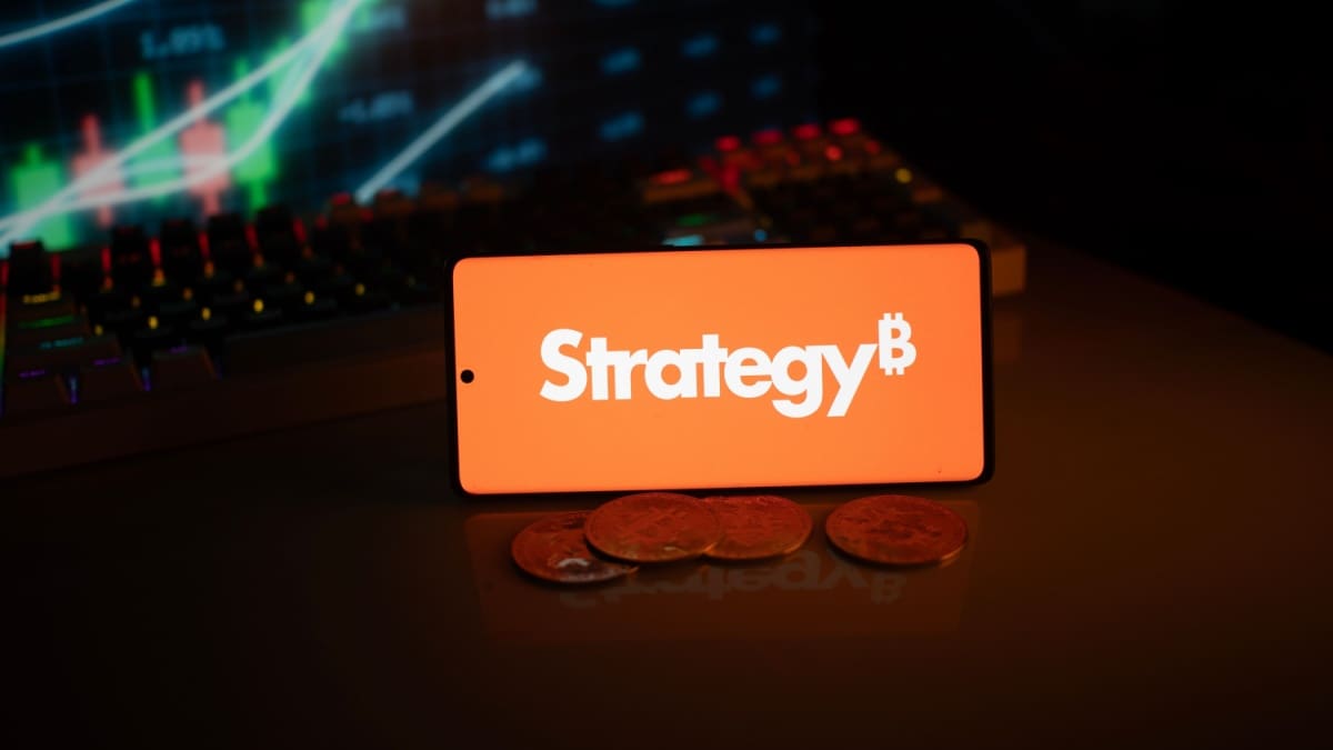 Le PDG de Strategy balaye les inquiétudes concernant la vente de bitcoins : « Nous continuons justement à en acheter »
