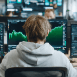 Un homme a prédit la chute du bitcoin et empoche des millions : « la peur crée des opportunités »