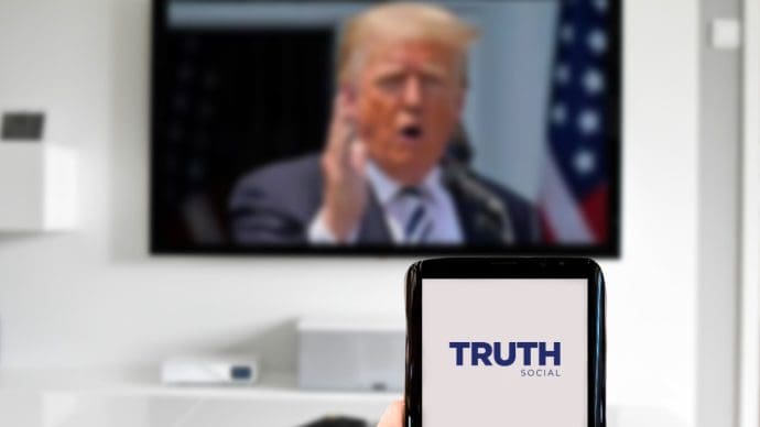 L’entreprise de Trump souhaite scinder ses activités de réseaux sociaux au profit de la crypto