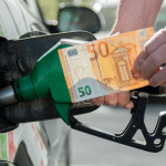 Voici combien le carburant va vous coûter à cause du conflit au Moyen-Orient