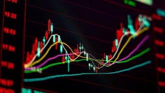 Un analyste anticipe un rallye des altcoins et un bitcoin à 86 000 $
