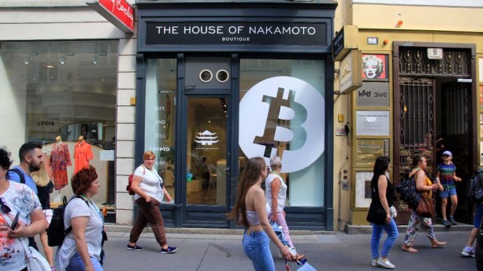 Un géant du Bitcoin en sommeil se réveille et déplace 343 millions d'euros